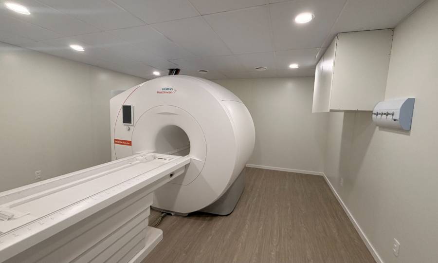 Nova ressonância magnética do HRO já realizou cerca de 300 exames em duas semanas de atendimento em Chapecó