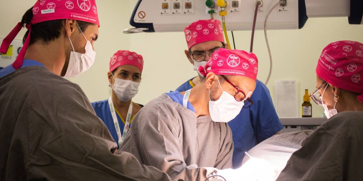 Outubro Rosa: CEPON realiza VII Workshop e cirurgias de reconstrução mamária 