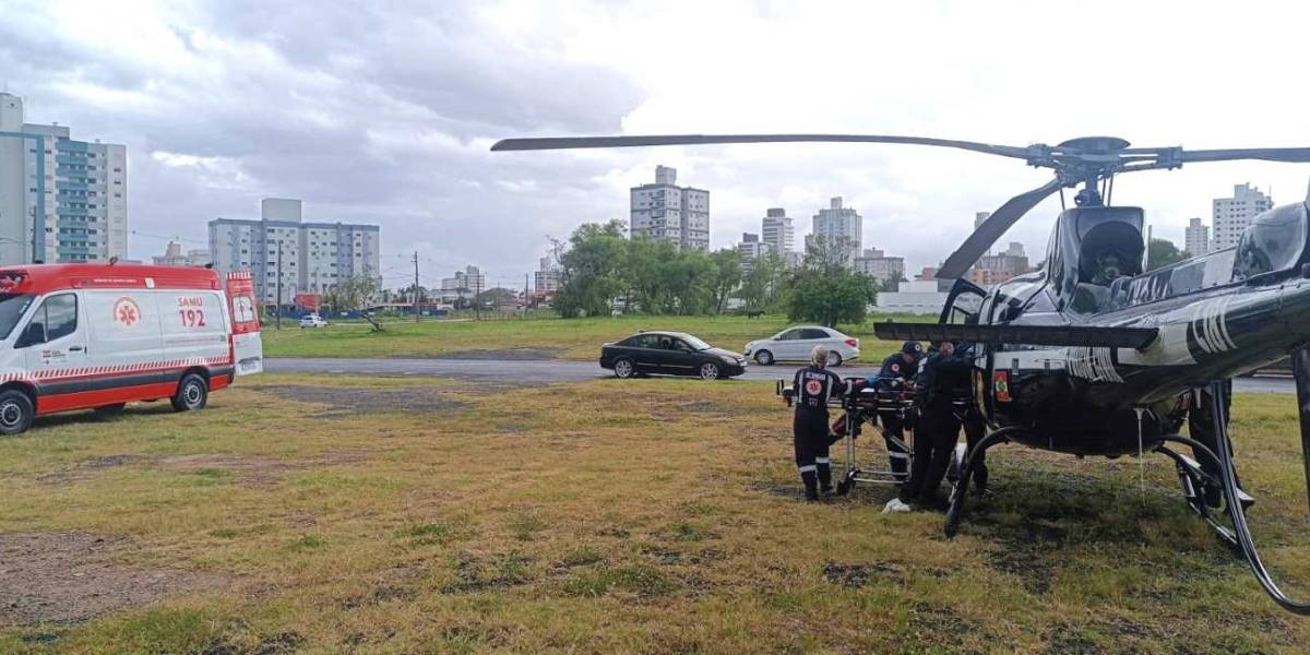 SAMU Aeromédico realiza transfusão de sangue total em vítima de acidente de trânsito no Sul de SC